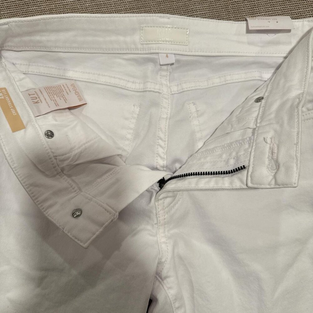 KUT FROM THE KLOTH Amy crop straight leg pants in white. - Picture 4 of 5